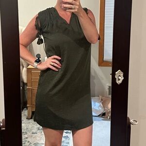 The Limited Dress. Size Extra Small